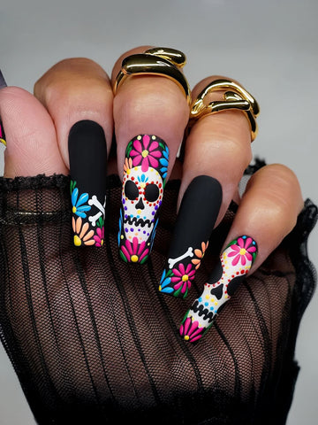 Diva Press-on Nails: Halloween Edition